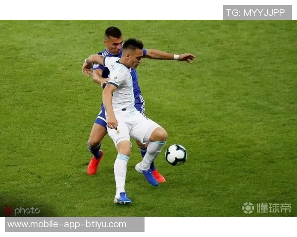 布劳恩上半场表现惊艳6投全中三分球两投全中助球队掌控比赛节奏 布劳恩上半场表现惊艳6投全中三分球两投全中助球队掌控比赛节奏