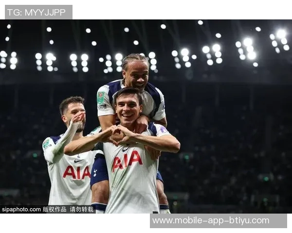 穆尼奥斯回应巴黎转会传闻称为巴萨巴黎皇马曼联效力是梦想 穆尼奥斯回应巴黎转会传闻称为巴萨巴黎皇马曼联效力是梦想