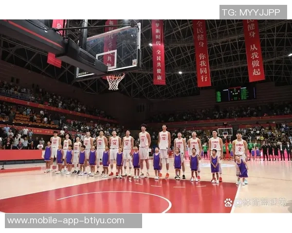 从夏季辉煌到冬季低迷中国男篮的竞技状态为何骤然下滑